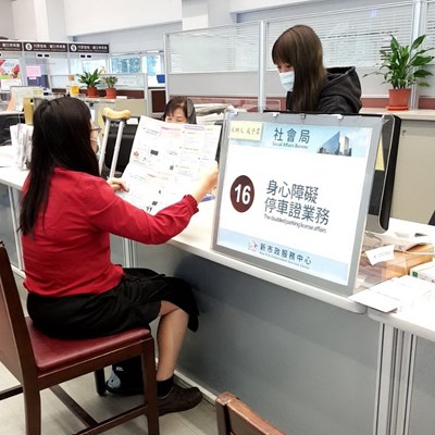 疫情關懷加碼  中市府加發生活補助 首批今日入帳